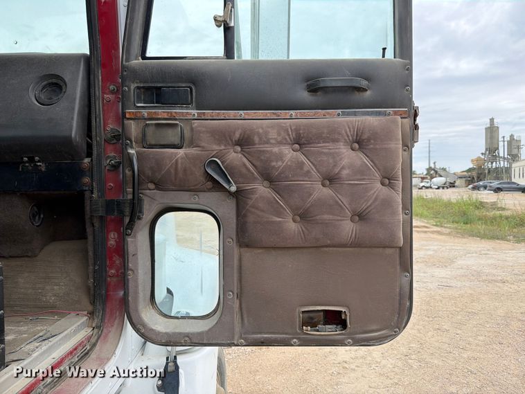 image for item ED5215 1993 International 9200 water truck