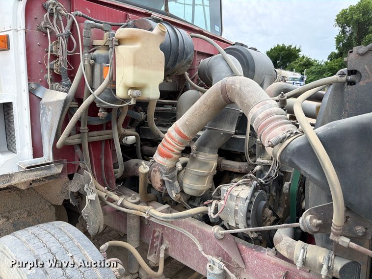 image for item ED5215 1993 International 9200 water truck