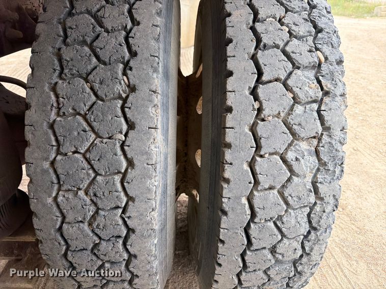 image for item ED5215 1993 International 9200 water truck