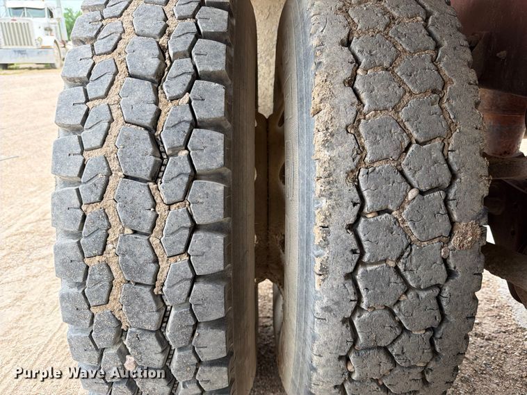 image for item ED5215 1993 International 9200 water truck