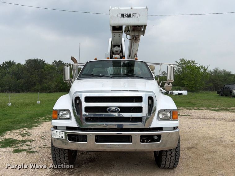 image for item ED5224 2011 Ford F750 bucket truck