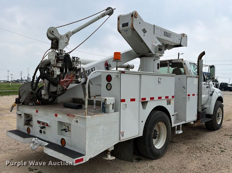 image for item ED5224 2011 Ford F750 bucket truck