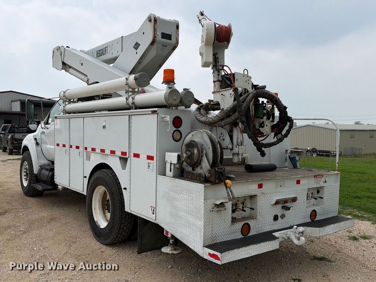 image for item ED5224 2011 Ford F750 bucket truck