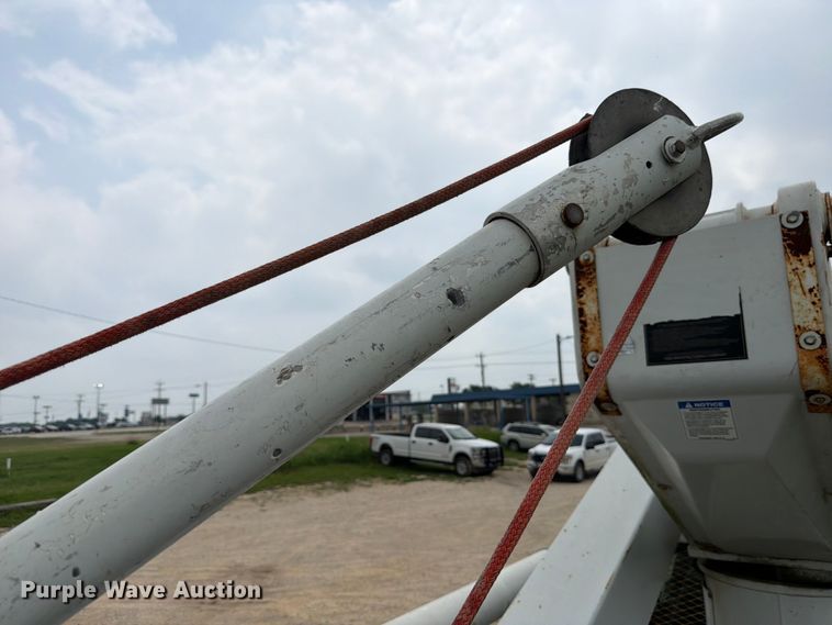image for item ED5224 2011 Ford F750 bucket truck