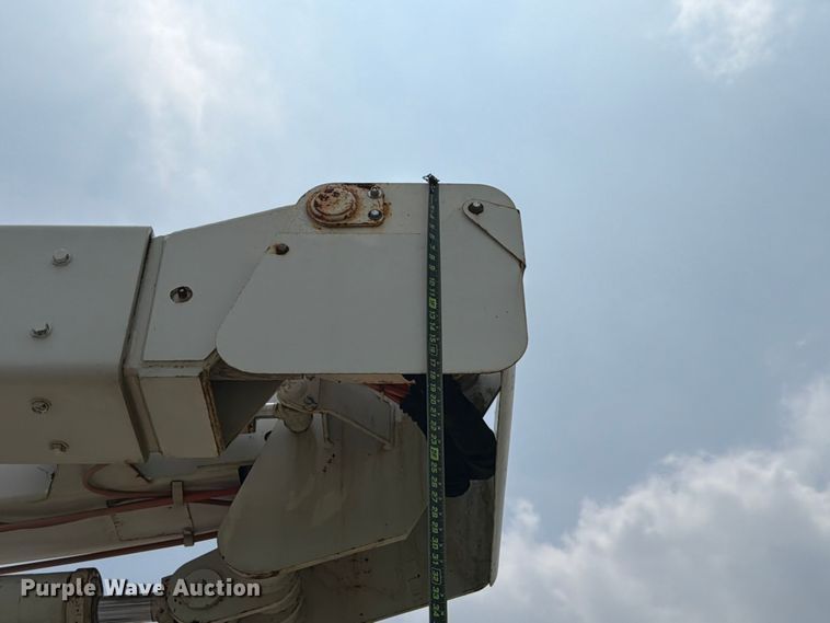 image for item ED5224 2011 Ford F750 bucket truck