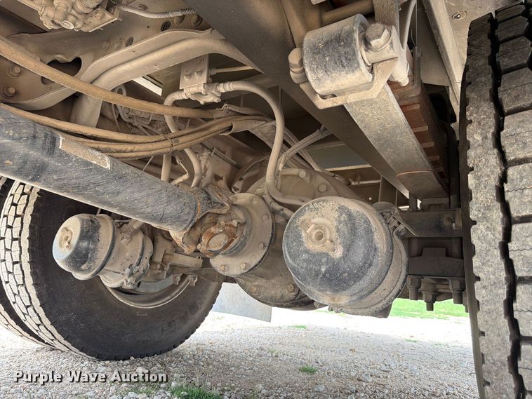 image for item ED5224 2011 Ford F750 bucket truck