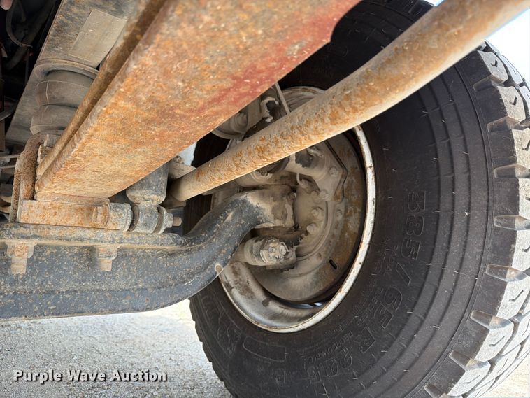 image for item ED5224 2011 Ford F750 bucket truck