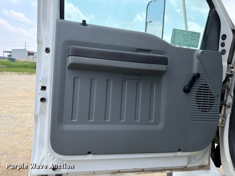image for item ED5224 2011 Ford F750 bucket truck