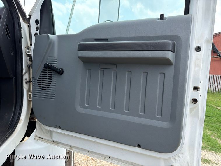 image for item ED5224 2011 Ford F750 bucket truck