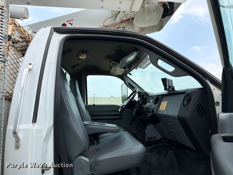 image for item ED5224 2011 Ford F750 bucket truck