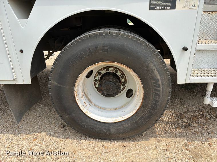 image for item ED5224 2011 Ford F750 bucket truck