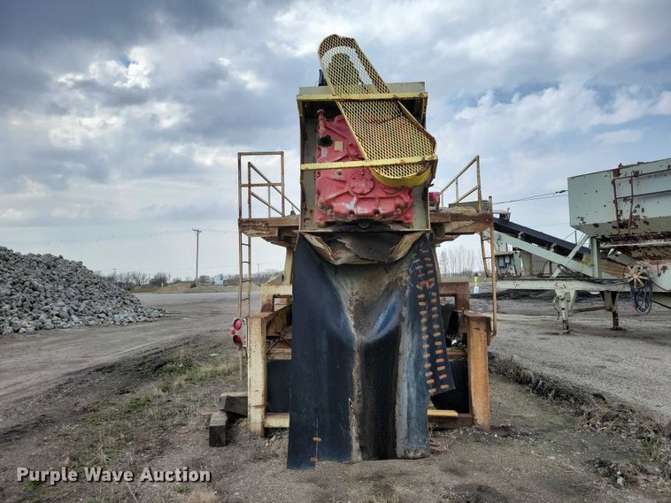 image for item EE0955 Masaba screening plant