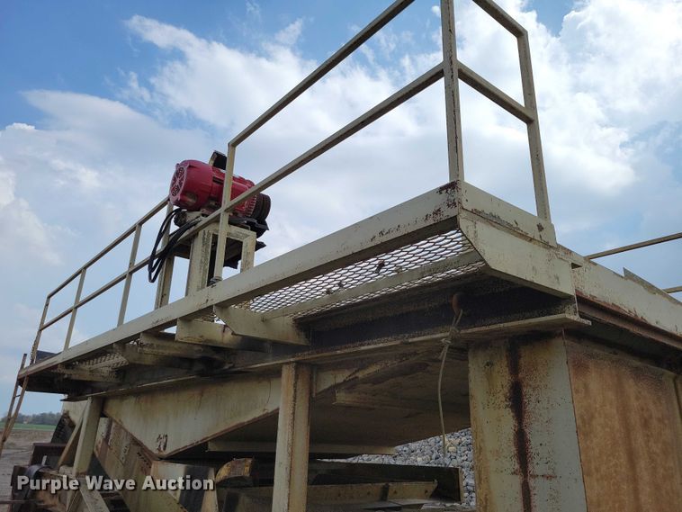 image for item EE0955 Masaba screening plant