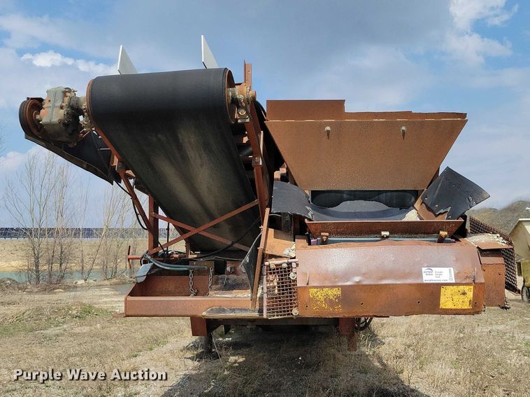 image for item EE0956 Svedala screening plant
