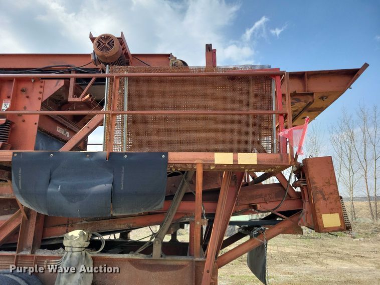image for item EE0956 Svedala screening plant