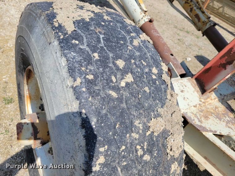 image for item EE0958 Noraberg radial stacking conveyor