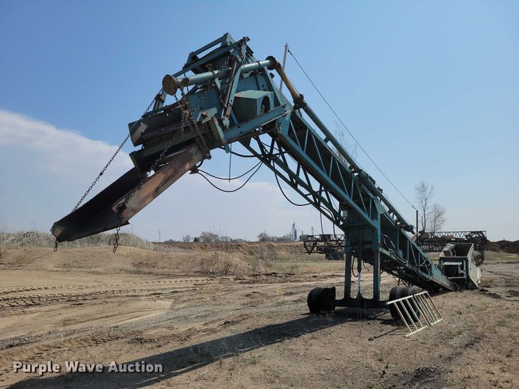 image for item EE0960 Powerscreen screening plant