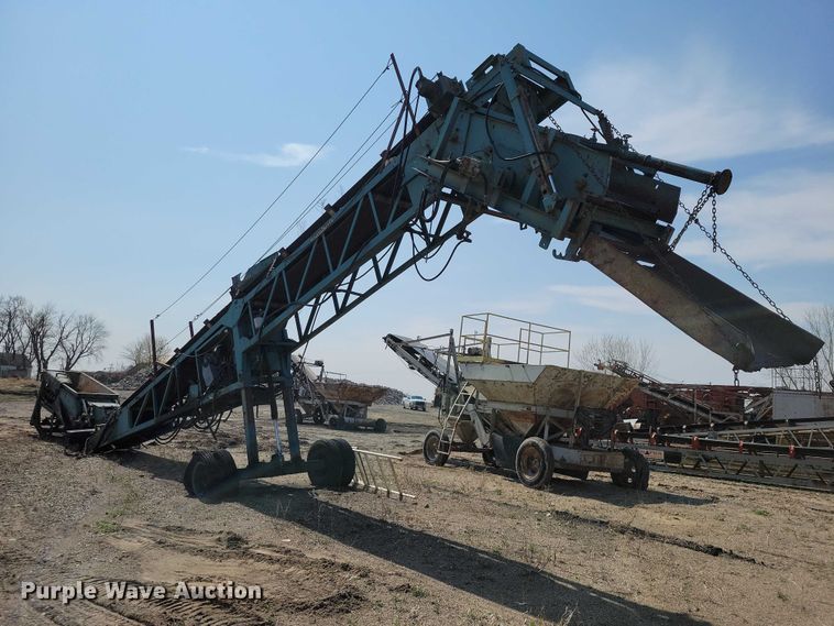image for item EE0960 Powerscreen screening plant