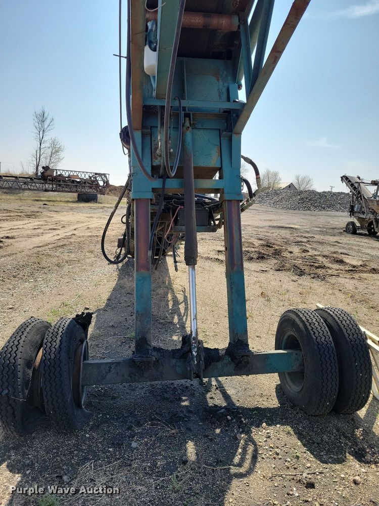 image for item EE0960 Powerscreen screening plant