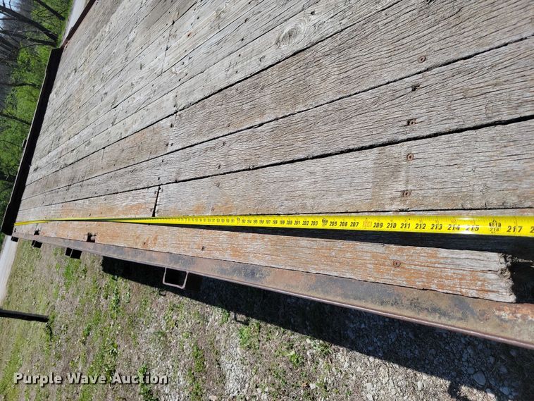 image for item EE0964 1985 Trail King equipment trailer