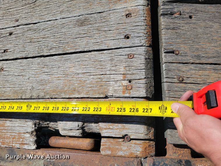 image for item EE0964 1985 Trail King equipment trailer