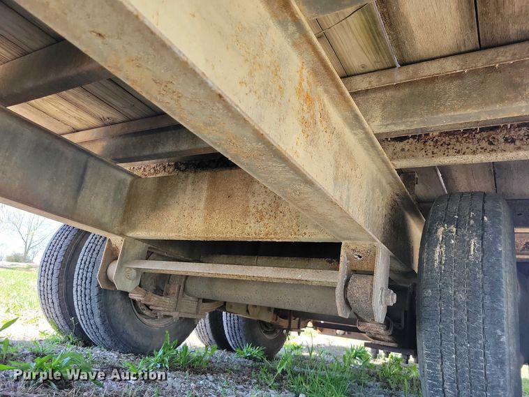 image for item EE0964 1985 Trail King equipment trailer