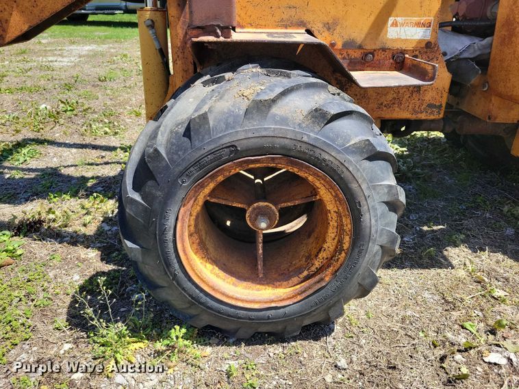 image for item EE0965 1993 Case Maxi Sneaker Series B cable plow