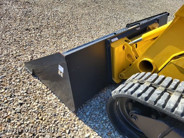image for item EE0969 2006 John Deere CT322 tracked skid steer loader