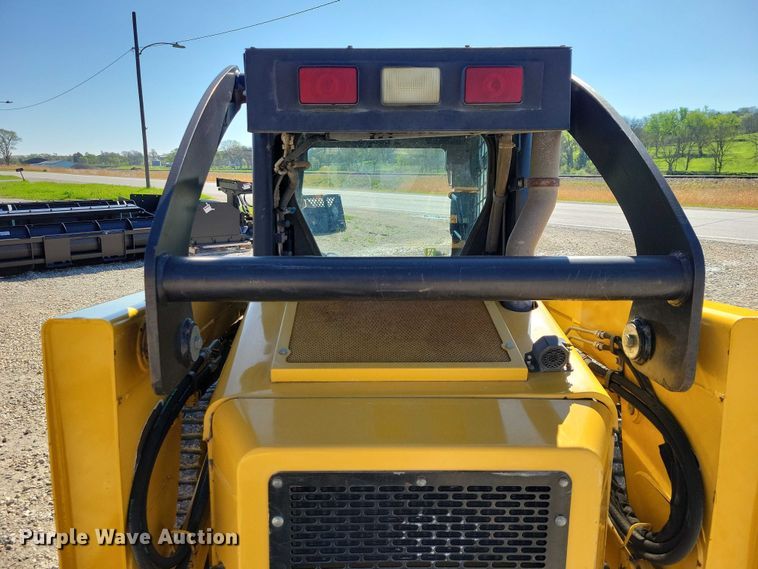image for item EE0969 2006 John Deere CT322 tracked skid steer loader
