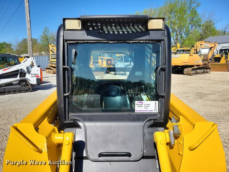image for item EE0969 2006 John Deere CT322 tracked skid steer loader
