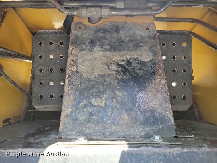 image for item EE0969 2006 John Deere CT322 tracked skid steer loader