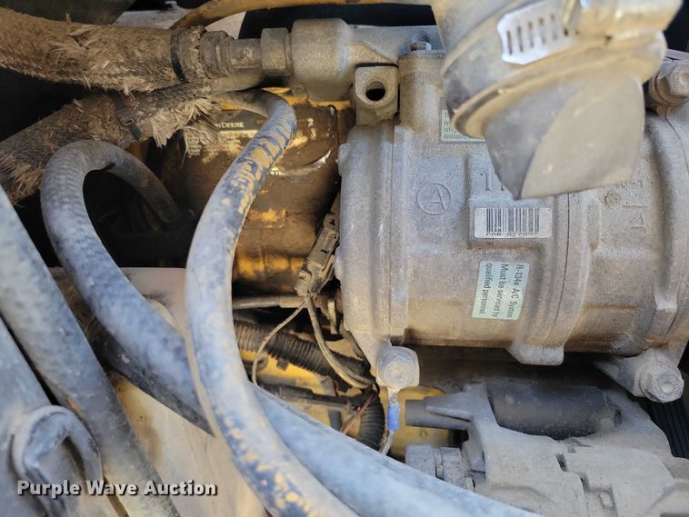 image for item EE0969 2006 John Deere CT322 tracked skid steer loader