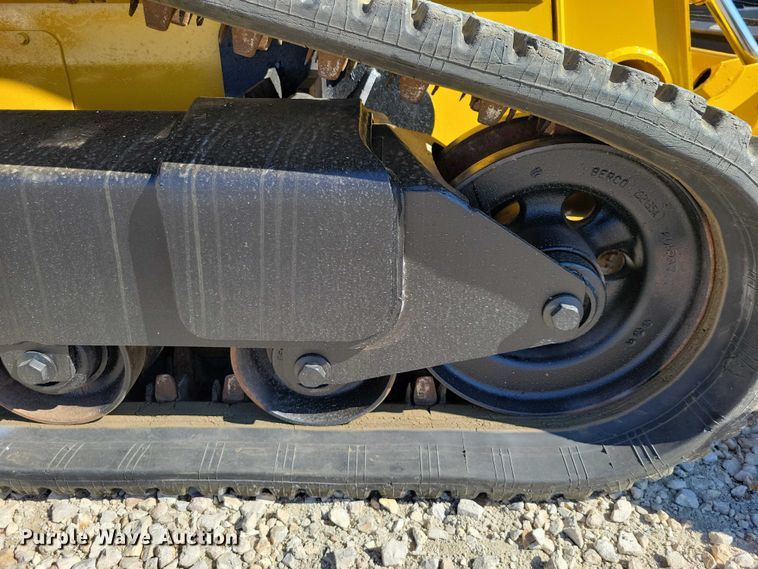 image for item EE0969 2006 John Deere CT322 tracked skid steer loader
