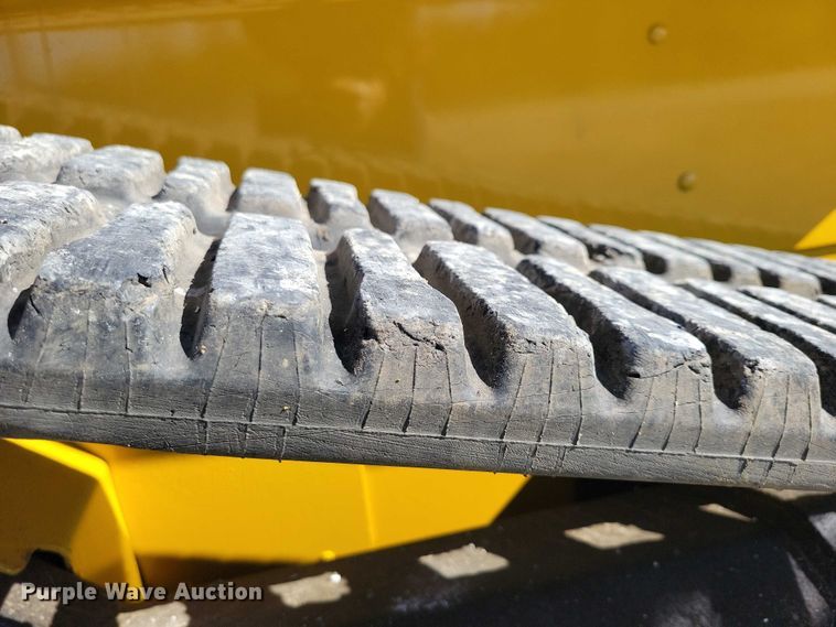 image for item EE0969 2006 John Deere CT322 tracked skid steer loader