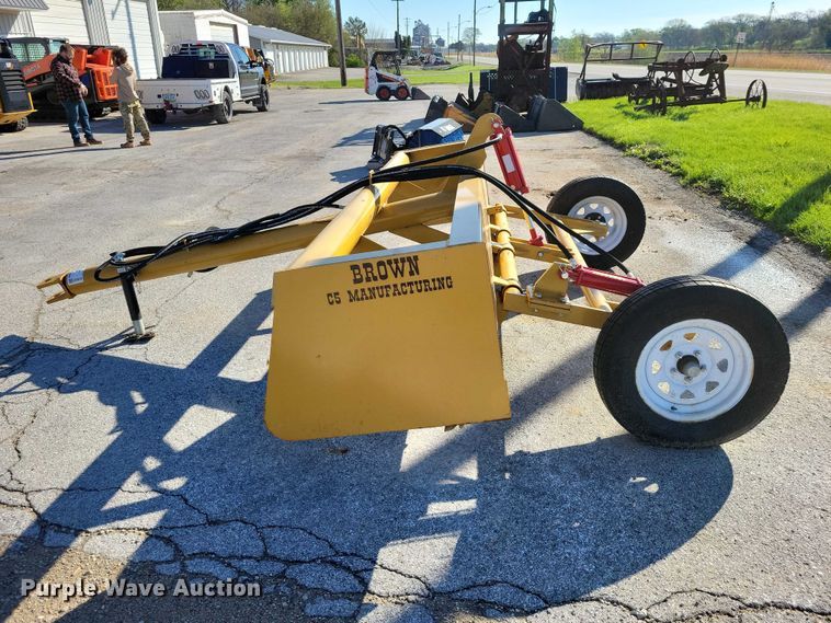 image for item EE0970 Brown C5 Manufacturing  scraper