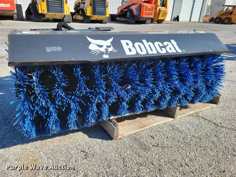 image for item EE0972 2019 Bobcat skid steer broom