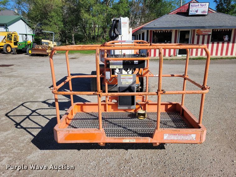 image for item EE0973 2015 Snorkel A46JE boom lift