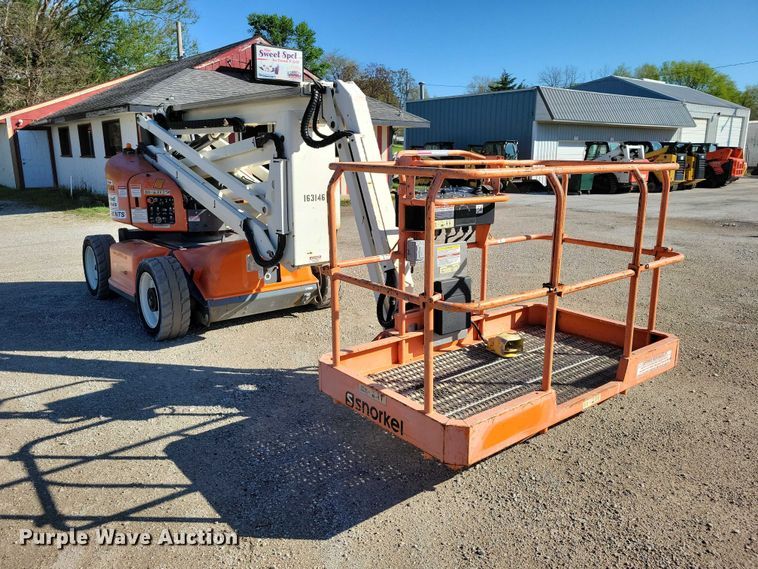 image for item EE0973 2015 Snorkel A46JE boom lift
