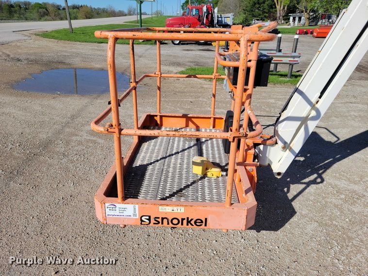 image for item EE0973 2015 Snorkel A46JE boom lift