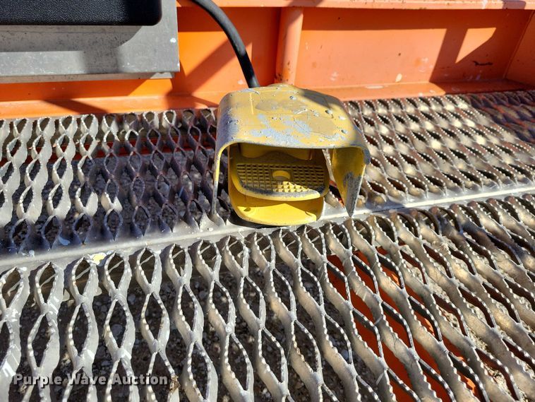 image for item EE0973 2015 Snorkel A46JE boom lift