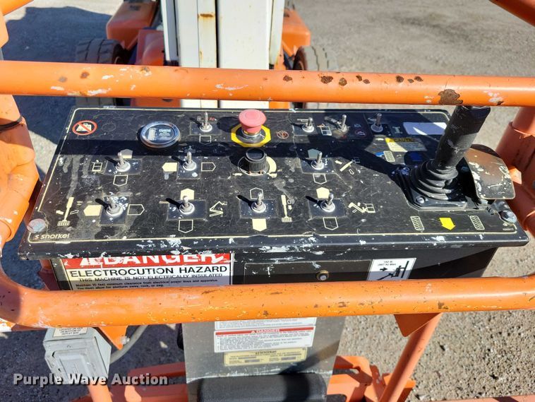 image for item EE0973 2015 Snorkel A46JE boom lift