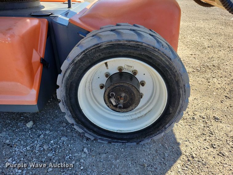image for item EE0973 2015 Snorkel A46JE boom lift