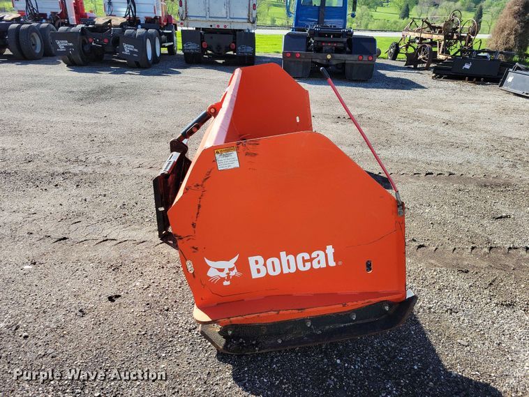 image for item EE0974 Bobcat skid steer snow pusher