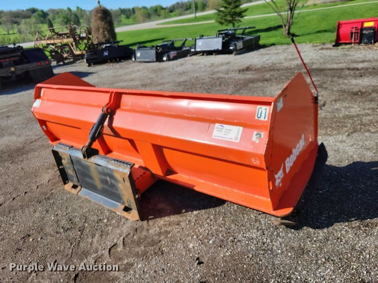image for item EE0974 Bobcat skid steer snow pusher