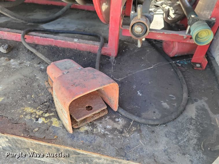 image for item EE0975 2007 Thawzall ground heater
