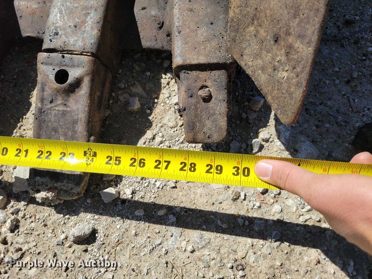 image for item EE0976 Kobelco SK120LC excavator