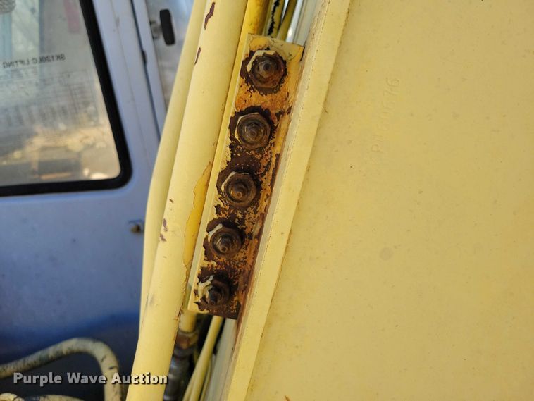 image for item EE0976 Kobelco SK120LC excavator