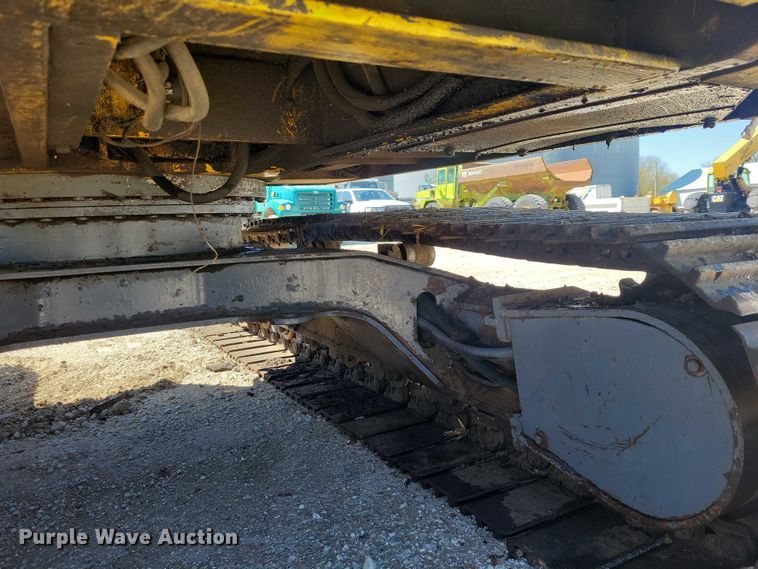 image for item EE0976 Kobelco SK120LC excavator