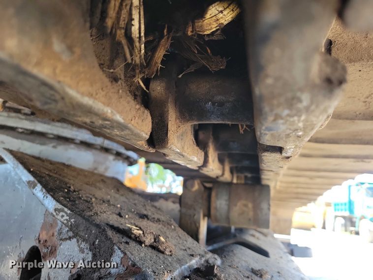 image for item EE0976 Kobelco SK120LC excavator