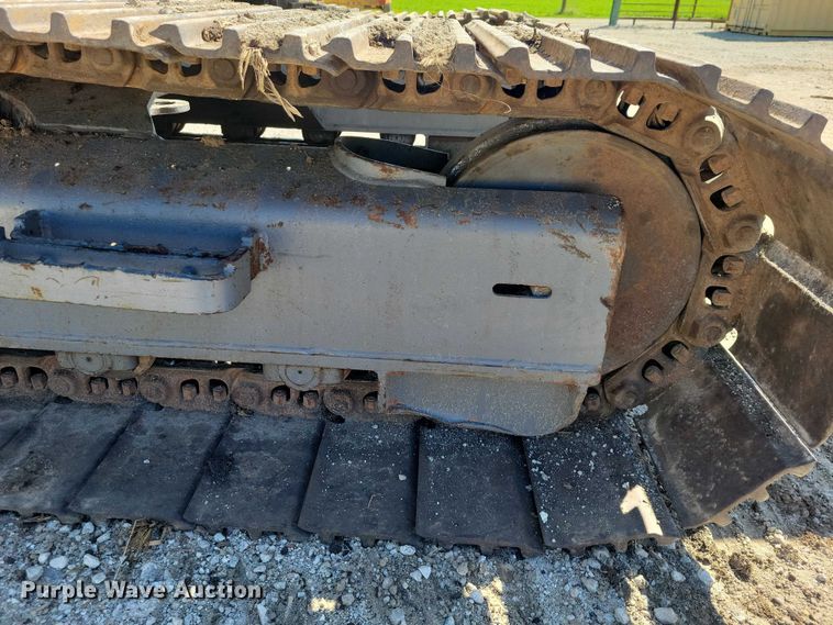 image for item EE0976 Kobelco SK120LC excavator